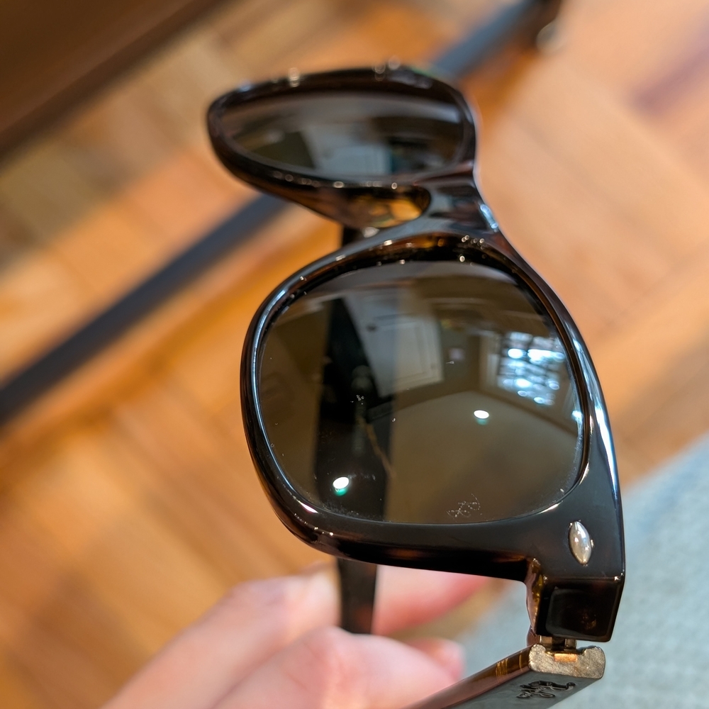 Ray-Ban Tortoiseshell Brown New Wayfarer Sunglasses w/ Polarized Lenses ($231) - Picture 2 of 14